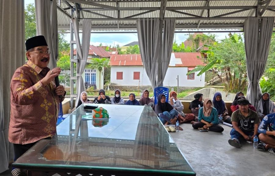Shadiq Perjuangkan Aspirasi Pedagang Kuliner Tanah Datar
